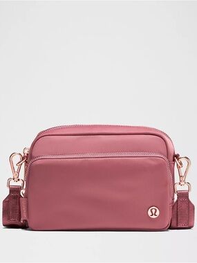 Lululemon Everywhere Crossbody Bag 2L - Dusk w/Rose Gold NWT